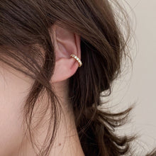 Load image into Gallery viewer, CLIO 18K GOLD VERMEIL EAR CUFF
