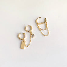 Load image into Gallery viewer, LEXI 18k GOLD VERMEIL EARRINGS
